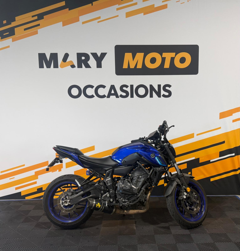 Yamaha MT-07 YAMAHA MT-07