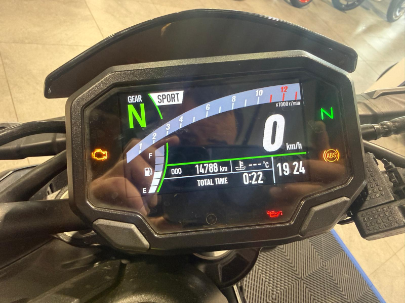 Kawasaki Z 900 KAWASAKI Z 900