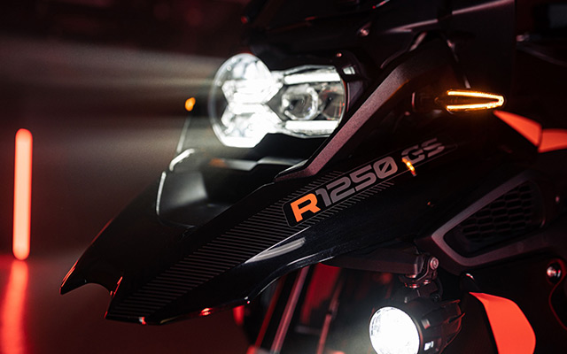 BMW-R1250-Phares.jpg