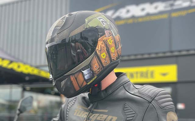 Nouveau casque HJC R-PHA 11 GHOST CALL OF DUTY Mary Moto Nouveau casque HJC R-PHA 11 GHOST CALL OF DUTY Mary Moto