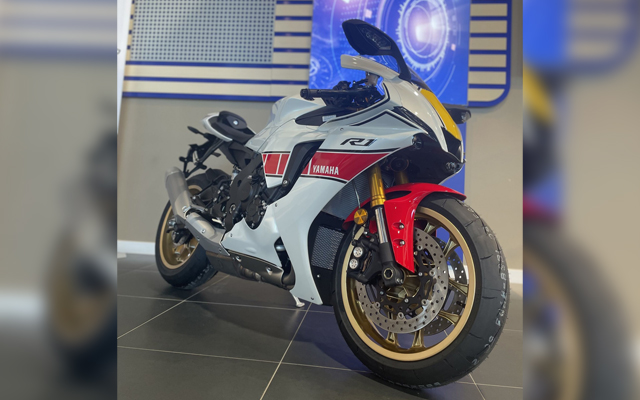 R1 WORLD GP 60th Anniversary Mary Moto R1 WORLD GP 60th Anniversary Mary Moto